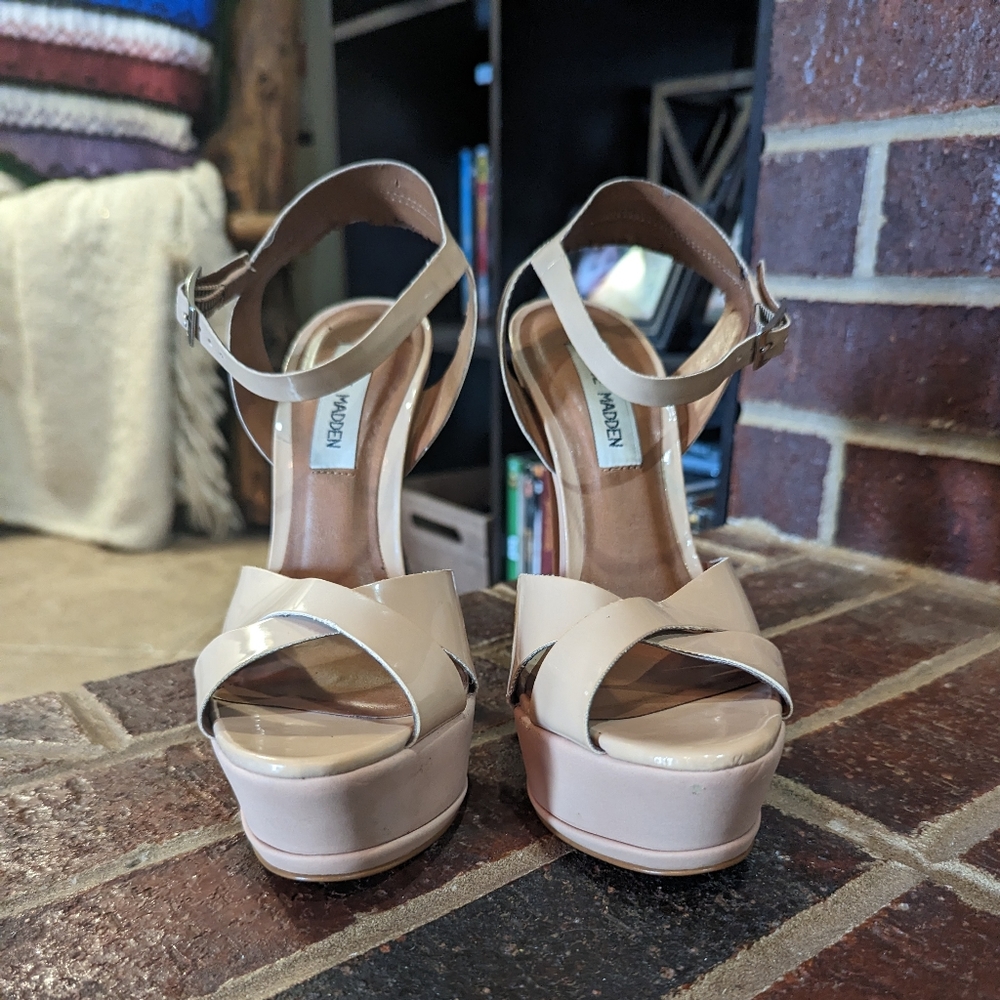 Steve Madden Platform